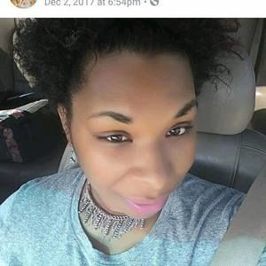 Meet your Posher, Arniecia